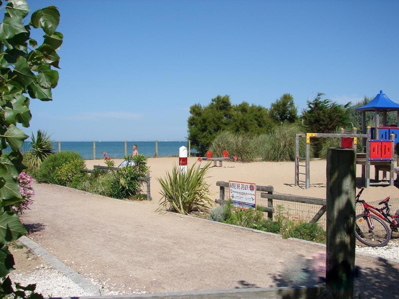 Camping Phare Ouest Saint-Denis-dʼOléron Екстериор снимка