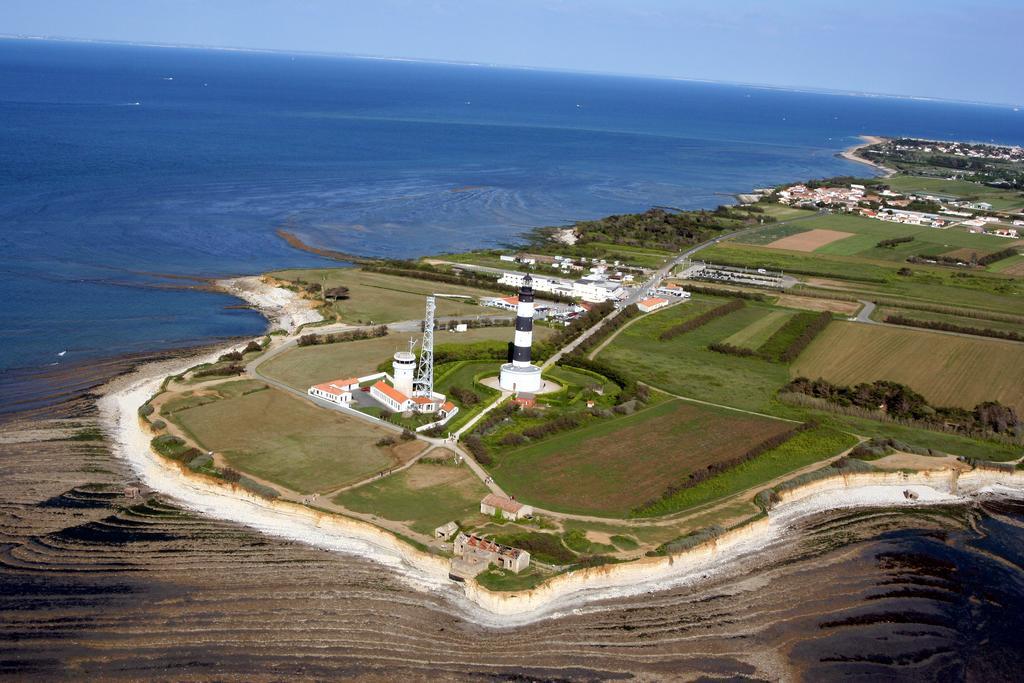 Camping Phare Ouest Saint-Denis-dʼOléron Екстериор снимка