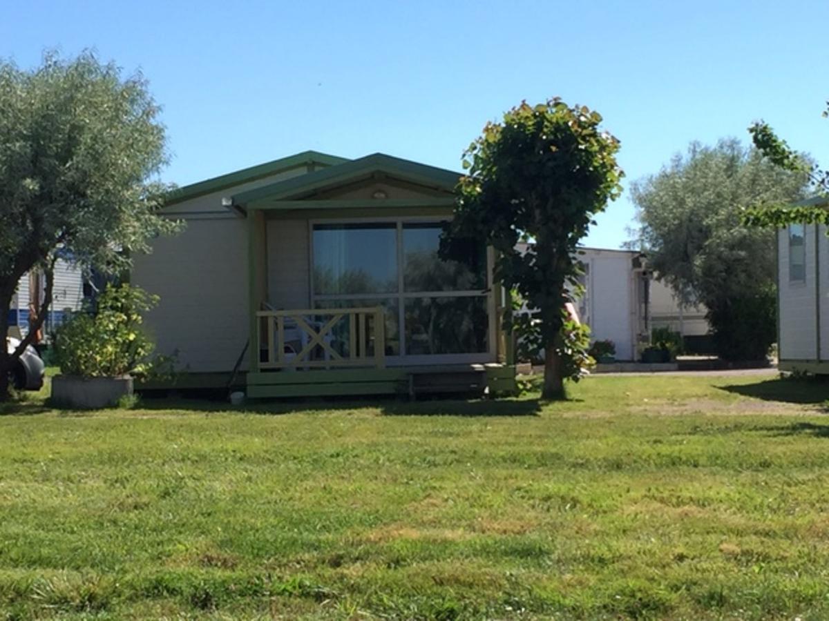Camping Phare Ouest Saint-Denis-dʼOléron Екстериор снимка