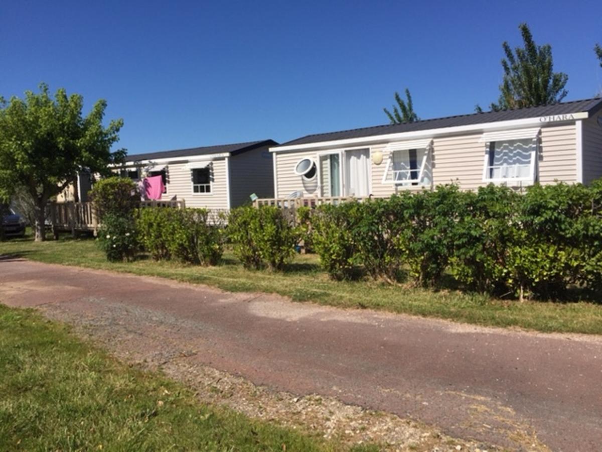Camping Phare Ouest Saint-Denis-dʼOléron Екстериор снимка