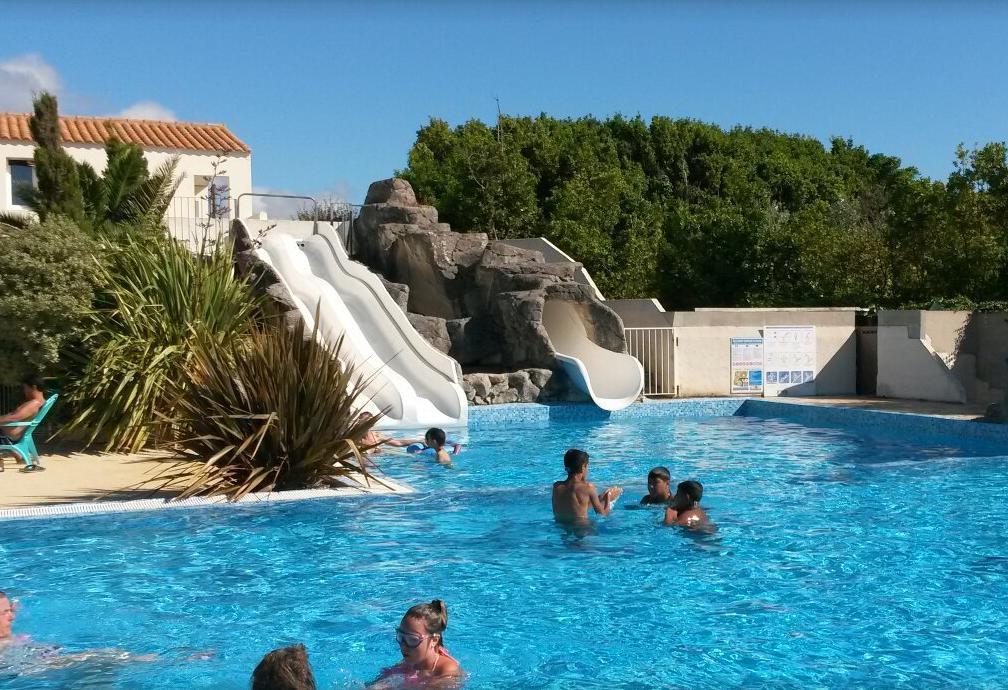 Camping Phare Ouest Saint-Denis-dʼOléron Екстериор снимка